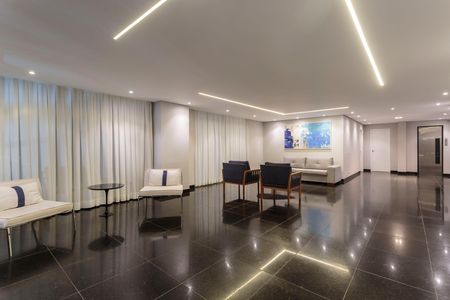 Apartamento à venda com 187m², 3 quartos e 2 vagas Apartamento à venda com 187m², 3 quartos e 2 vagasHall social