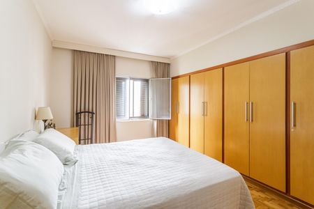 Apartamento à venda com 187m², 3 quartos e 2 vagas Apartamento à venda com 187m², 3 quartos e 2 vagasQuarto Suíte