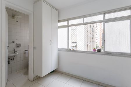 Apartamento à venda com 187m², 3 quartos e 2 vagas Apartamento à venda com 187m², 3 quartos e 2 vagasÁrea de Serviço