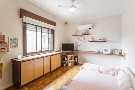 Apartamento à venda com 187m², 3 quartos e 2 vagas Apartamento à venda com 187m², 3 quartos e 2 vagasQuarto 1