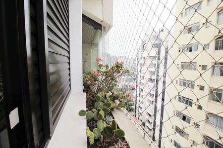 Apartamento à venda com 100m², 3 quartos e 2 vagas Apartamento à venda com 100m², 3 quartos e 2 vagasQuarto 1