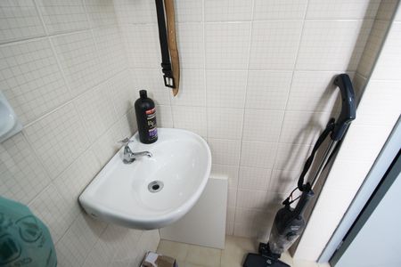 Apartamento à venda com 100m², 3 quartos e 2 vagas Apartamento à venda com 100m², 3 quartos e 2 vagasBanheiro de serviço