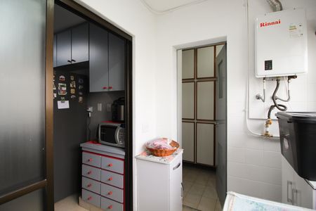 Apartamento à venda com 100m², 3 quartos e 2 vagas Apartamento à venda com 100m², 3 quartos e 2 vagasÁrea de Serviço