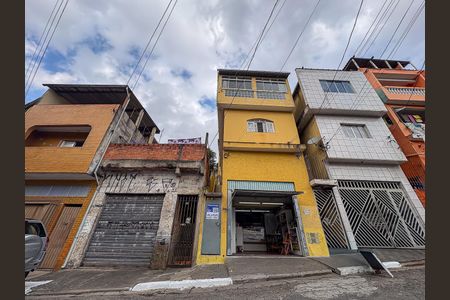 Casa para alugar com 60m², 2 quartos e sem vagaFachada