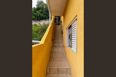Casa para alugar com 60m², 2 quartos e sem vagaEscada