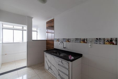 Apartamento para alugar com 65m², 2 quartos e 1 vaga Apartamento para alugar com 65m², 2 quartos e 1 vagaCozinha e Área de Serviço