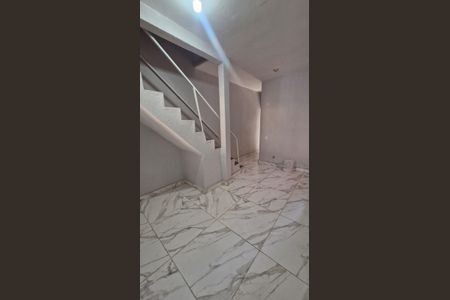 Sala de casa para alugar com 1 quarto, 110m² em Jardim Tiete, São Paulo