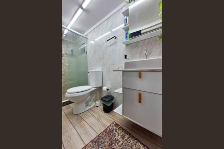 Casa à venda com 146m², 3 quartos e 4 vagas Casa à venda com 146m², 3 quartos e 4 vagasBanheiro Social