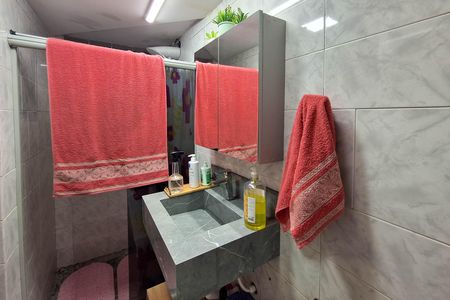 Casa à venda com 146m², 3 quartos e 4 vagas Casa à venda com 146m², 3 quartos e 4 vagasBanheiro da Suíte 1
