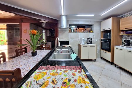 Casa à venda com 146m², 3 quartos e 4 vagas Casa à venda com 146m², 3 quartos e 4 vagasCozinha