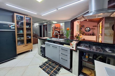 Casa à venda com 146m², 3 quartos e 4 vagas Casa à venda com 146m², 3 quartos e 4 vagasCozinha