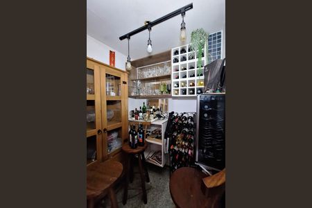Casa à venda com 146m², 3 quartos e 4 vagas Casa à venda com 146m², 3 quartos e 4 vagasadega