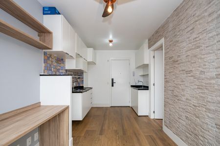 Studio para alugar com 28m², 1 quarto e sem vaga Studio para alugar com 28m², 1 quarto e sem vagaStudio