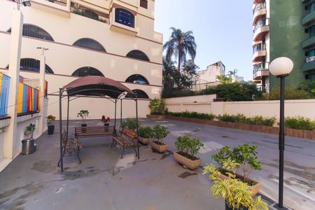 Apartamento para alugar com 83m², 3 quartos e 1 vaga Apartamento para alugar com 83m², 3 quartos e 1 vagaÁrea comum - Playground