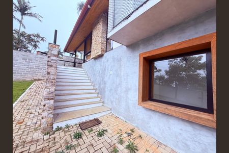 Casa para alugar com 351m², 4 quartos e 8 vagas