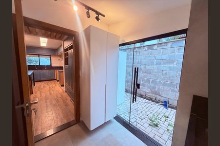 Casa para alugar com 351m², 4 quartos e 8 vagas
