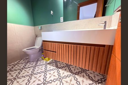 Casa para alugar com 351m², 4 quartos e 8 vagas