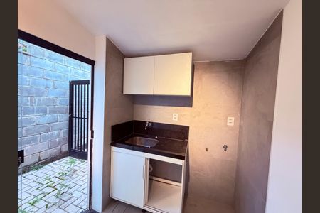 Casa para alugar com 351m², 4 quartos e 8 vagas