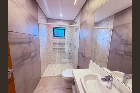 Casa para alugar com 351m², 4 quartos e 8 vagas