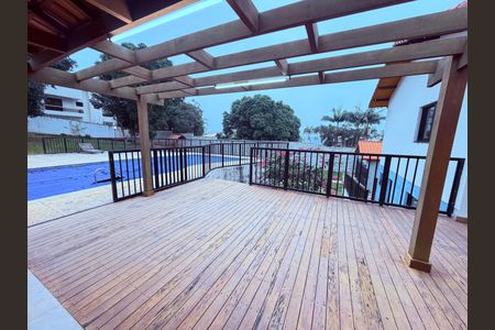 Casa para alugar com 351m², 4 quartos e 8 vagas
