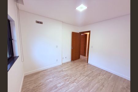 Casa para alugar com 351m², 4 quartos e 8 vagas