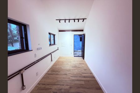 Casa para alugar com 351m², 4 quartos e 8 vagas