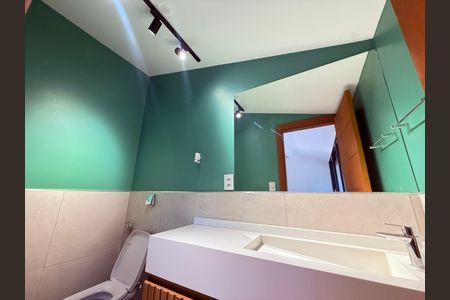 Casa para alugar com 351m², 4 quartos e 8 vagas