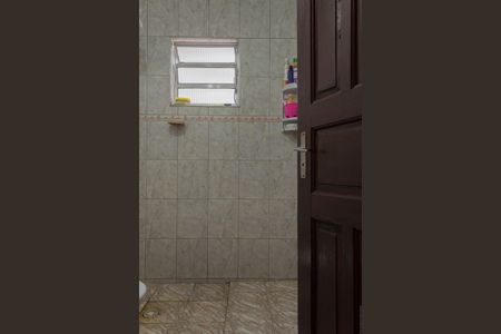 Casa à venda com 250m², 3 quartos e 2 vagas Casa à venda com 250m², 3 quartos e 2 vagasBanheiro