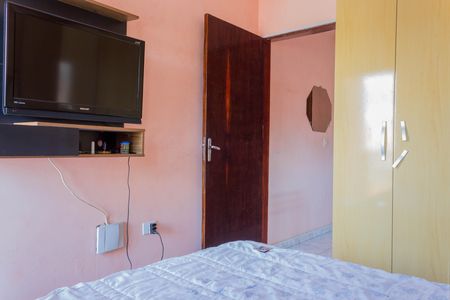 Casa à venda com 250m², 3 quartos e 2 vagas Casa à venda com 250m², 3 quartos e 2 vagasQuarto 1