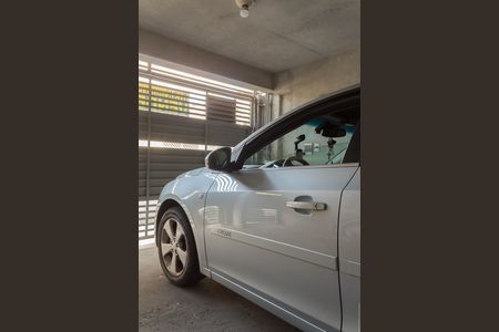 Casa à venda com 250m², 3 quartos e 2 vagas Casa à venda com 250m², 3 quartos e 2 vagasGaragem