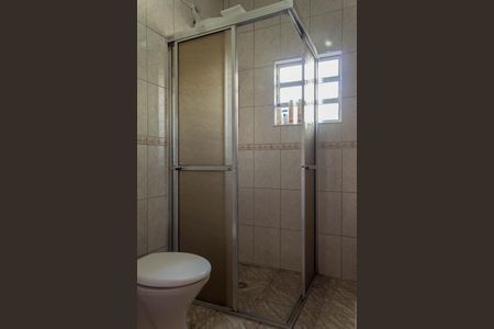Casa à venda com 250m², 3 quartos e 2 vagas Casa à venda com 250m², 3 quartos e 2 vagasBanheiro Social