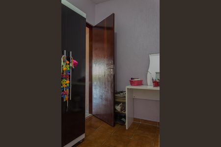 Casa à venda com 250m², 3 quartos e 2 vagas Casa à venda com 250m², 3 quartos e 2 vagasQuarto 2