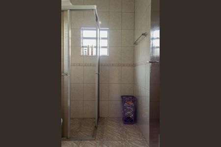 Casa à venda com 250m², 3 quartos e 2 vagas Casa à venda com 250m², 3 quartos e 2 vagasBanheiro Social