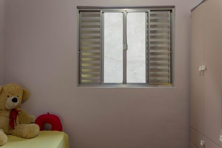 Casa à venda com 250m², 3 quartos e 2 vagas Casa à venda com 250m², 3 quartos e 2 vagasQuarto 2