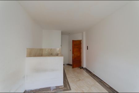 Studio para alugar com 25m², 1 quarto e sem vaga Studio para alugar com 25m², 1 quarto e sem vagaKitnet