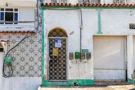 Casa para alugar com 75m², 4 quartos e sem vagaFachada
