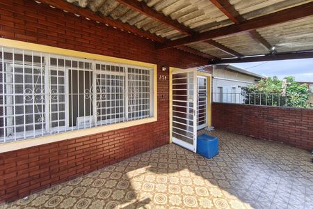 Garagem de casa à venda com 3 quartos, 600m² em São Bernardo, Campinas