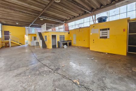 Quintal de casa à venda com 3 quartos, 600m² em São Bernardo, Campinas