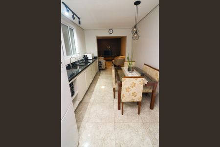 Casa à venda com 355m², 4 quartos e sem vagaCozinha