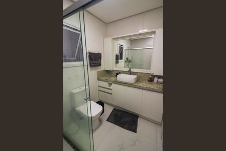 Casa à venda com 355m², 4 quartos e sem vagaBanheiro da Suíte 1
