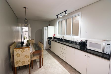 Casa à venda com 355m², 4 quartos e sem vagaCozinha