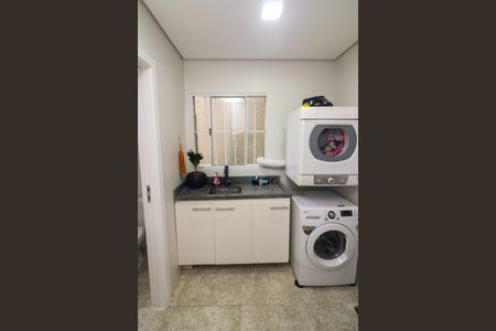 Casa à venda com 355m², 4 quartos e sem vagaÁrea de Serviço