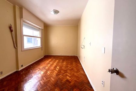 Apartamento para alugar com 230m², 4 quartos e 1 vaga