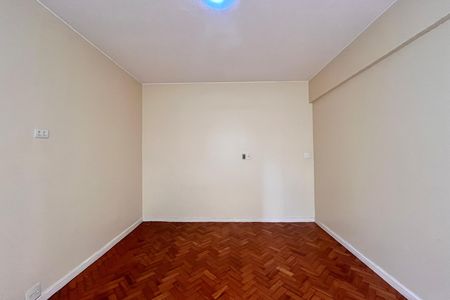 Apartamento para alugar com 230m², 4 quartos e 1 vaga