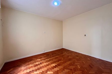 Apartamento para alugar com 230m², 4 quartos e 1 vaga