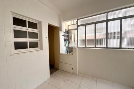 Apartamento para alugar com 230m², 4 quartos e 1 vaga