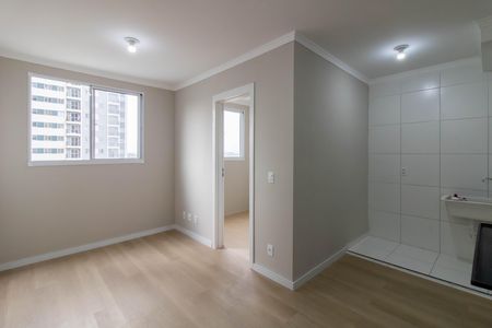 Sala de apartamento para alugar com 2 quartos, 34m² em Centro, Guarulhos