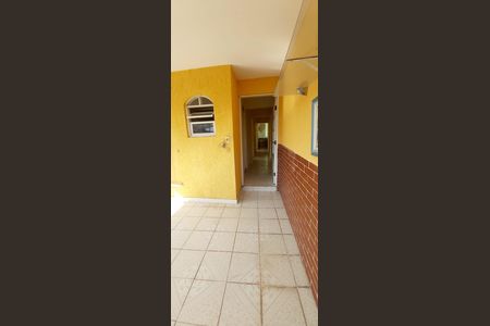 Casa à venda com 170m², 3 quartos e 1 vagaCasa 2 - Área externa