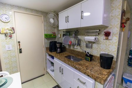 Apartamento à venda com 116m², 3 quartos e sem vagaCozinha