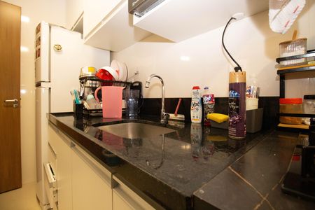 Apartamento à venda com 64m², 2 quartos e 1 vagaCozinha e Área de Serviço